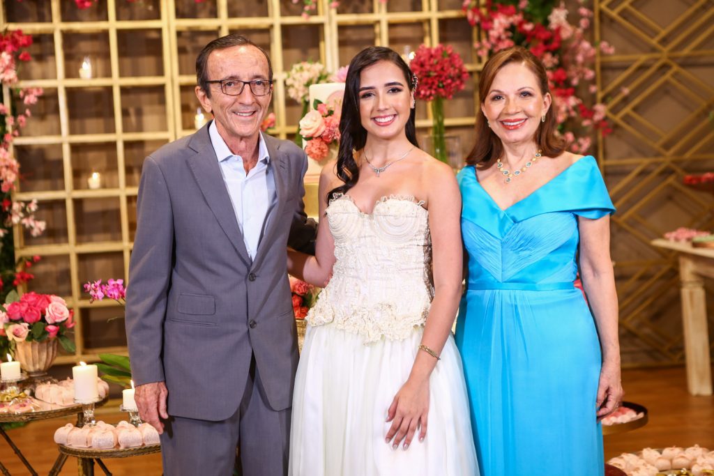 Fernando, Magiu E Cristina Bezerra