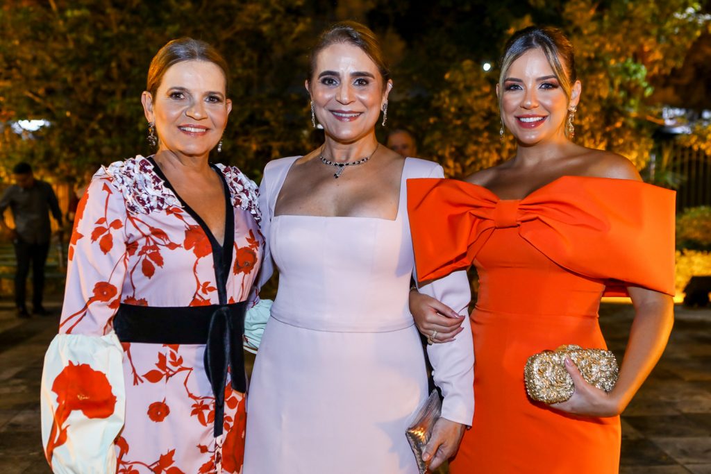 Geni Correia Lima, Patricia E Fernanda Macedo