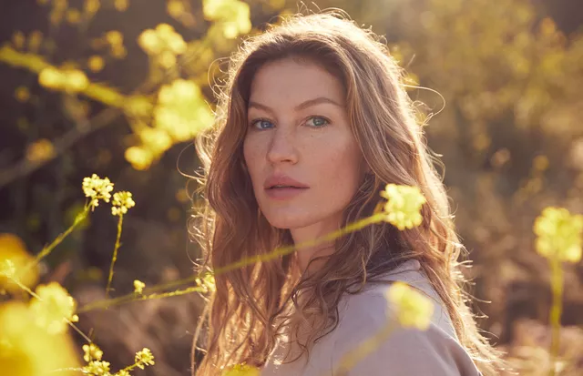 Gisele Bündchen faz doação para preservação de pássaro que só existe no Ceará