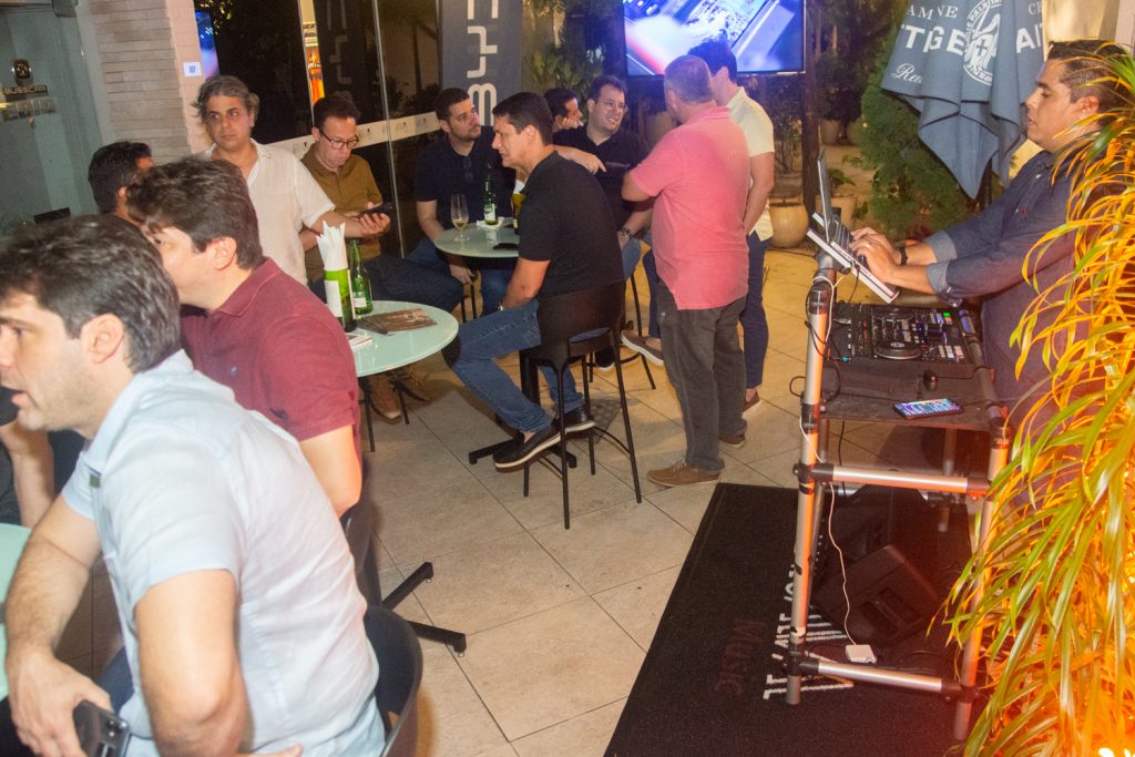 Happy Hour Do Grupo Carmais Na Brava Wine. Apresentação Do Byd (53)