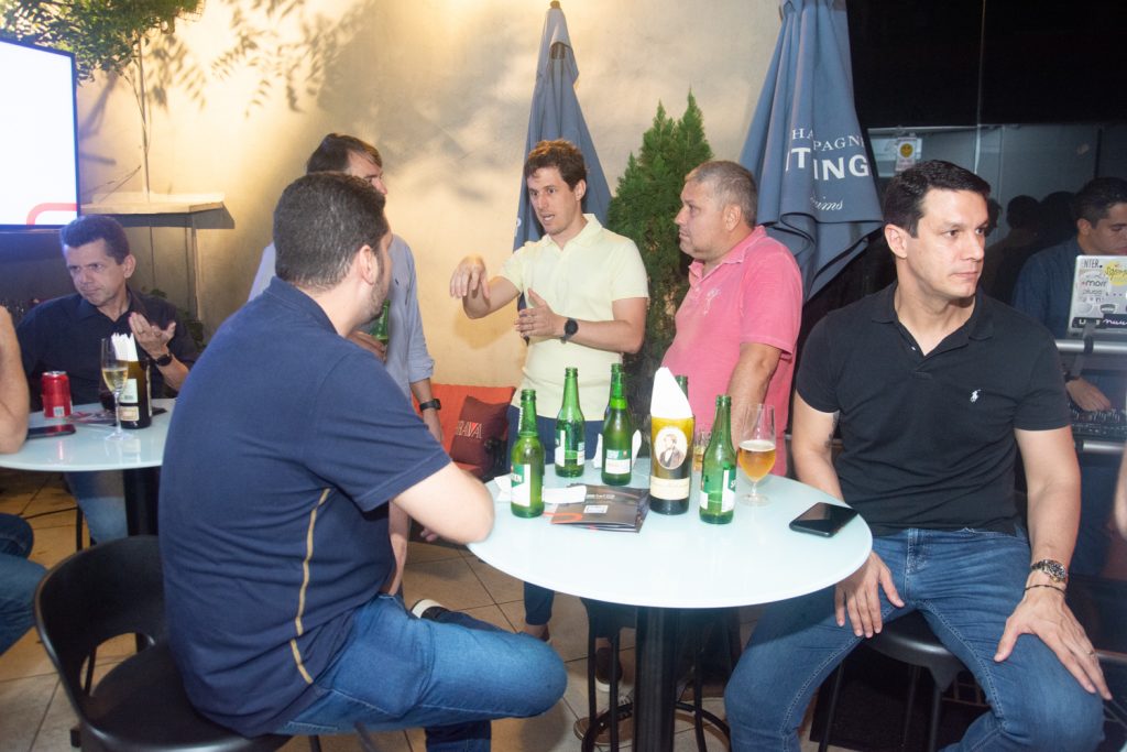 Happy Hour Do Grupo Carmais Na Brava Wine. Apresentação Do Byd (58)