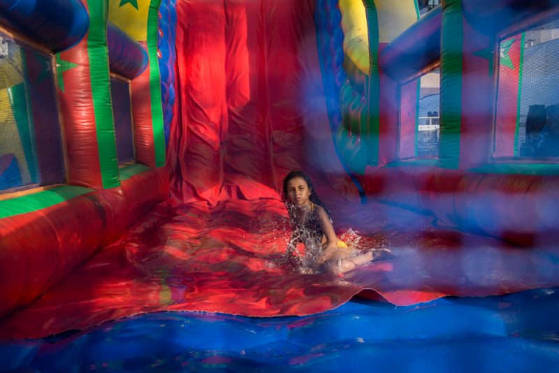 A todo o Pano - Larissa Leite, Pedro Garcia e Eduardo Valença comandam a animação no Iate Clube