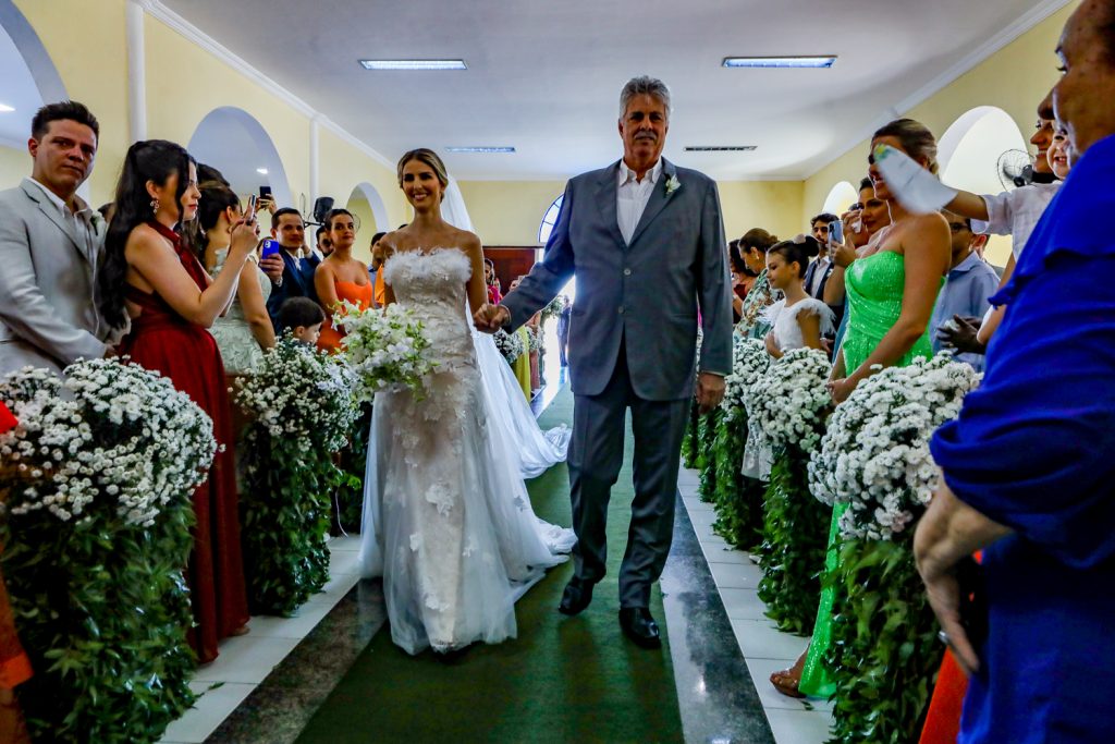 Isadora E Wander Maia