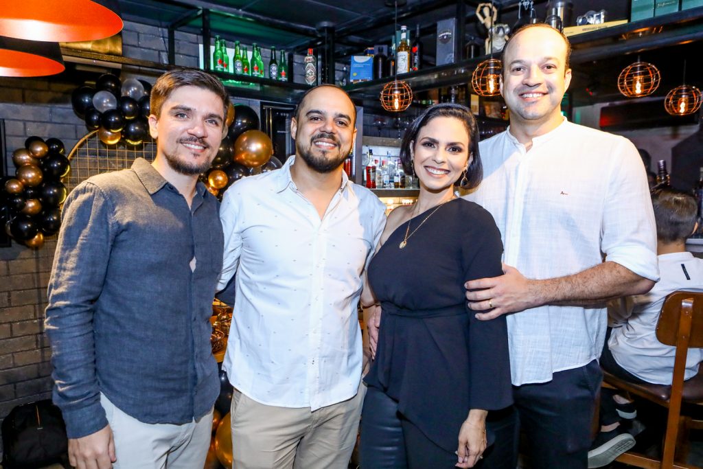 Joao Paulo Lima, Filipe Naur, Sarah E Emanoel Mota