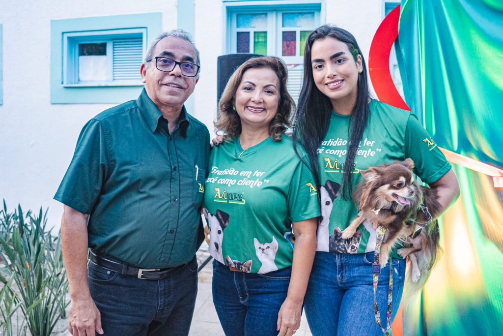 Jose Antonio Freitas, Maybe Freitas E Ivina Freitas