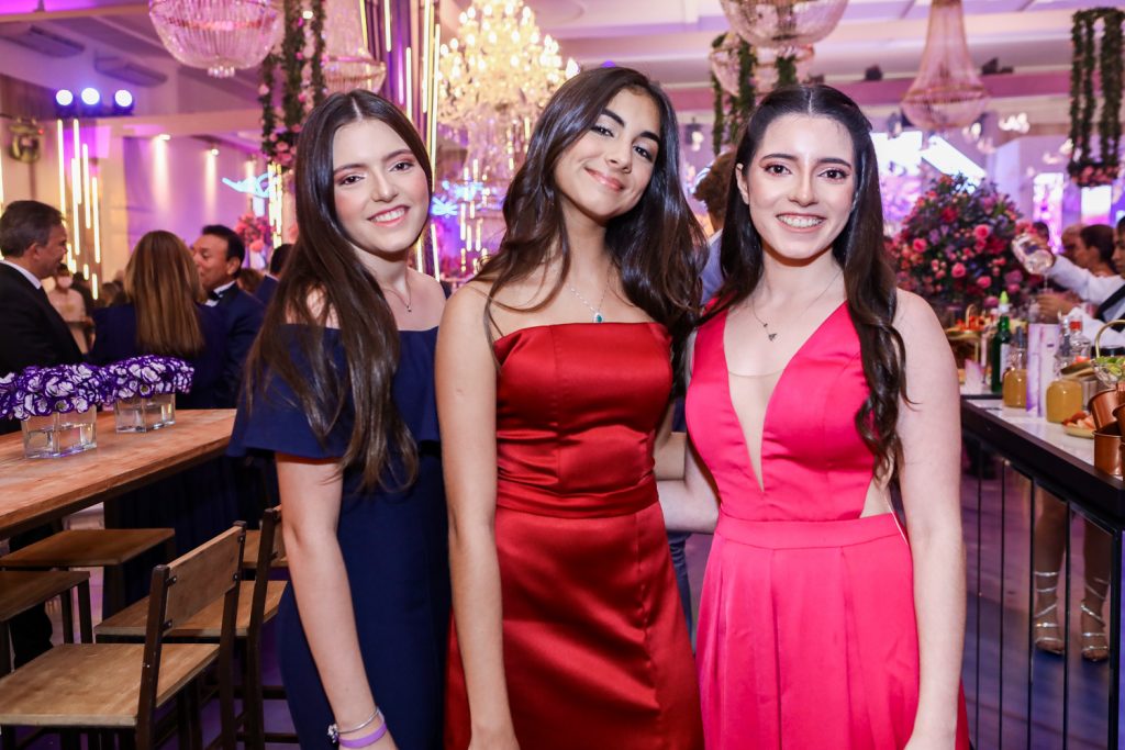 Julia Gadelha, Beatriz Philomeno E Leticia Gadelha