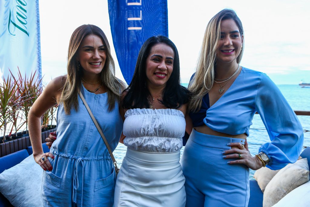 Juliana Issa, Kelvia Saraiva E Zaira Mendes