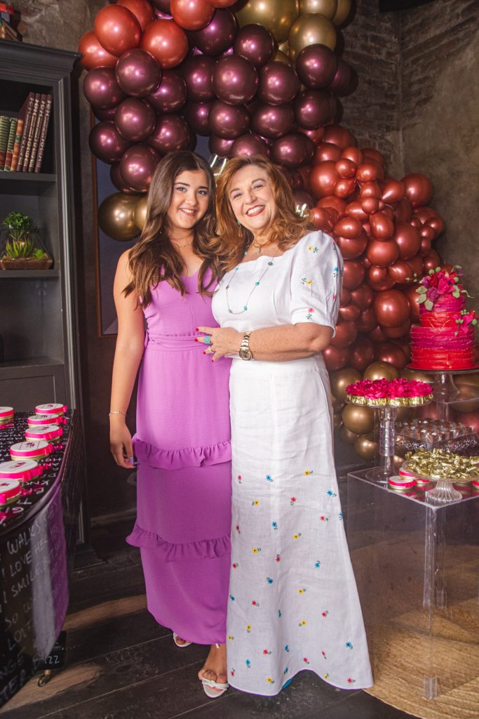 Katherine E Jaqueline Simoes (2)