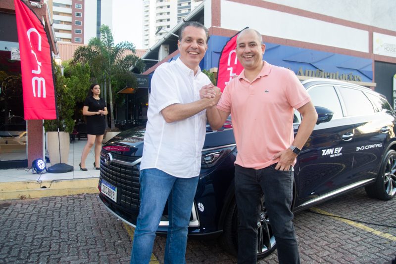 Modernidade e Tecnologia - Grupo Carmais arma happy hour exclusivo para apresentação do BYD TAN na Brava Wine Aldeota