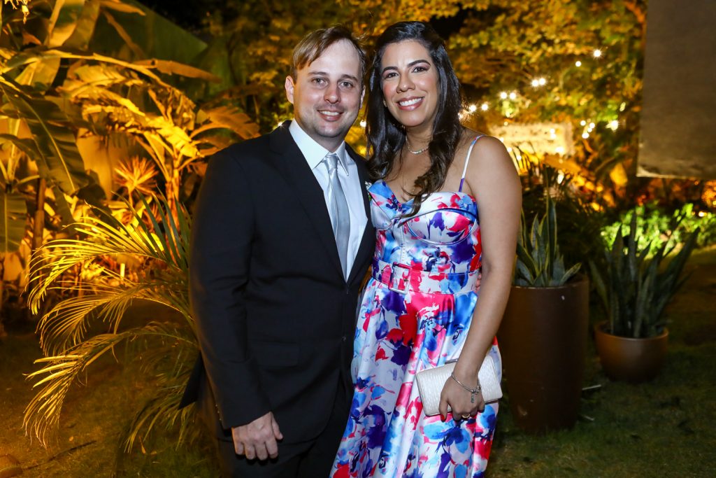 Leonardo Veck E Larissa Lopes