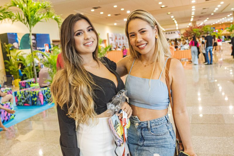 ESQUENTA DO FORTAL - Centro de Eventos do Ceará fica a todo vapor no primeiro dia da entrega de abadás do Fortal 2022