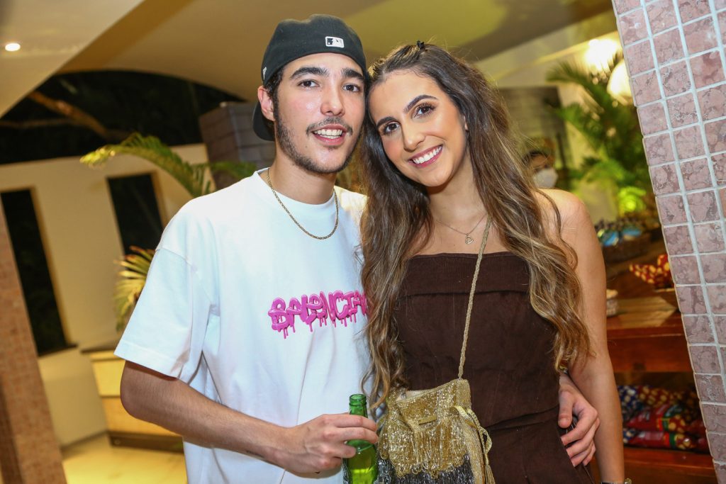 Luca Dias Branco E Raissa Ciriaco