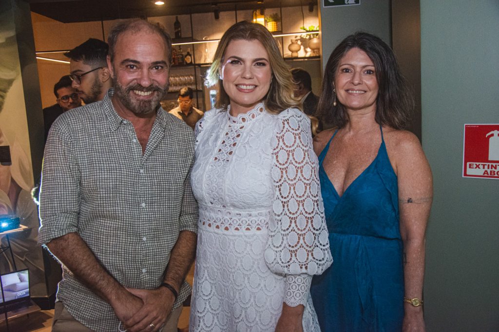 Marcus Novais, Lili Meira E Luce Galvao