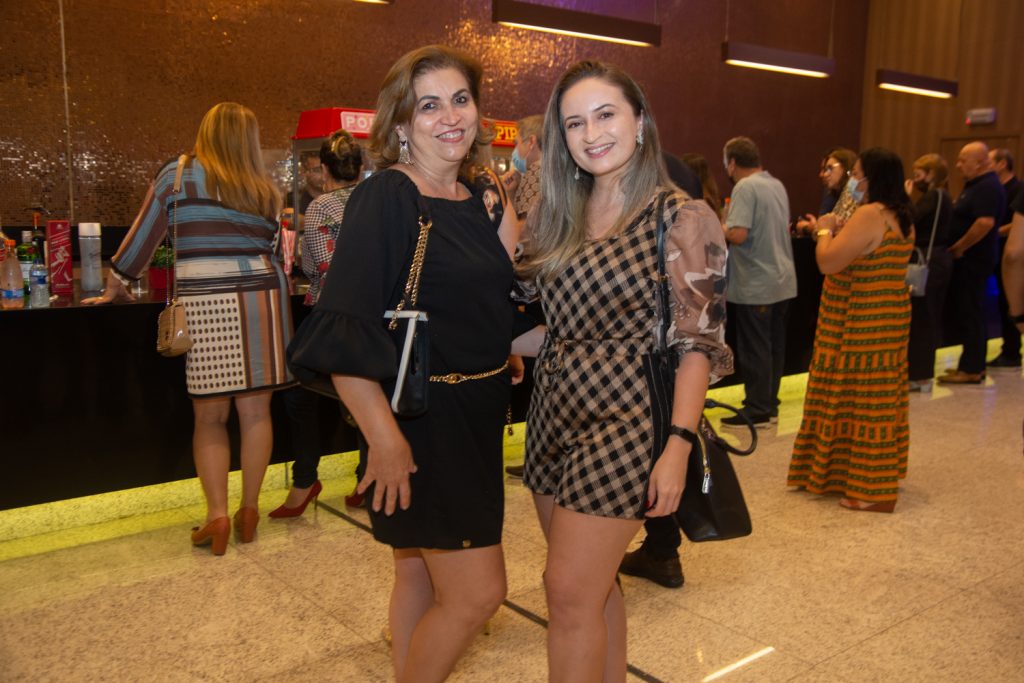 Meiriana Fernandes E Lena Dos Anjos (1)