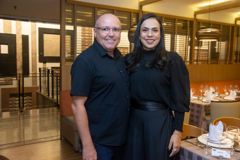 Milton Carneiro E Jardenia Siqueira