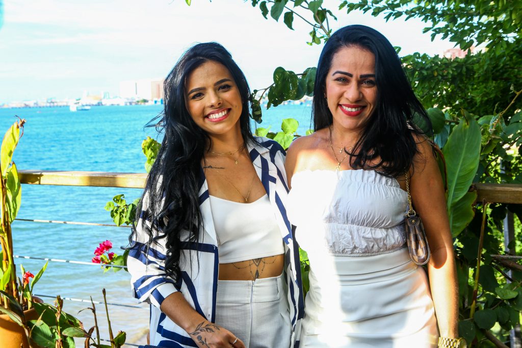 Monalisa Lima E Kelvia Saraiva