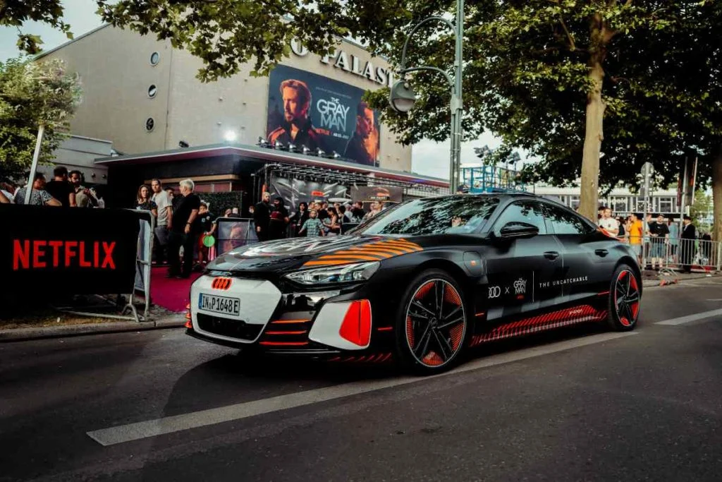 Audi e Netflix se unem em novo filme Agente Oculto, que tem estreia global nesta semana