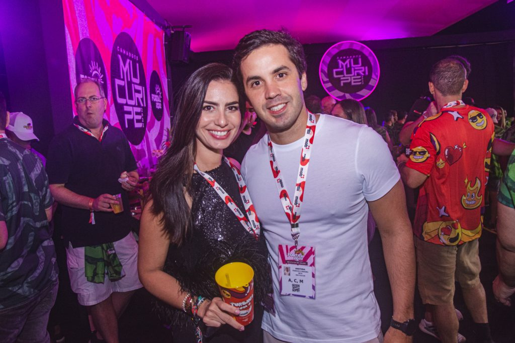 Nicole Pinheiro E Netinho Bayde