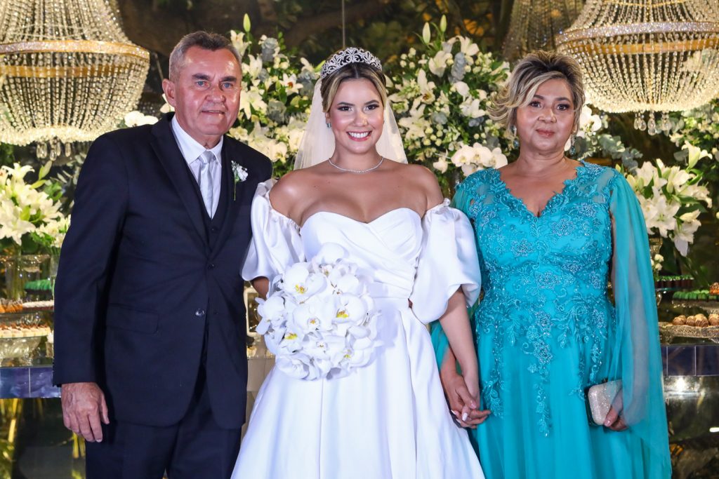 Osvaldo, Rebeca E Ivanilde Costa