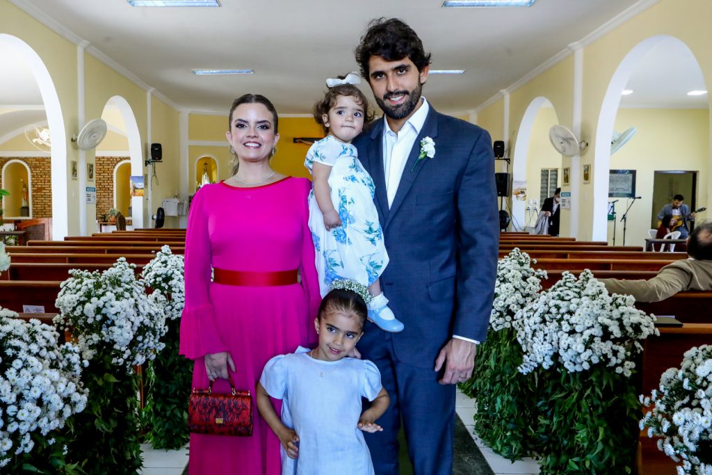 Paula, Eduarda, Heloisa E Lucas Germano
