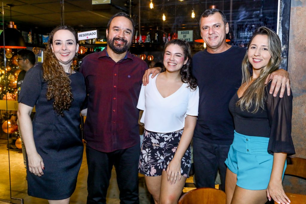 Paula Magalhaes, Daniel Araujo, Dara Furtado, Rubens Filho E Layanne Aparecida