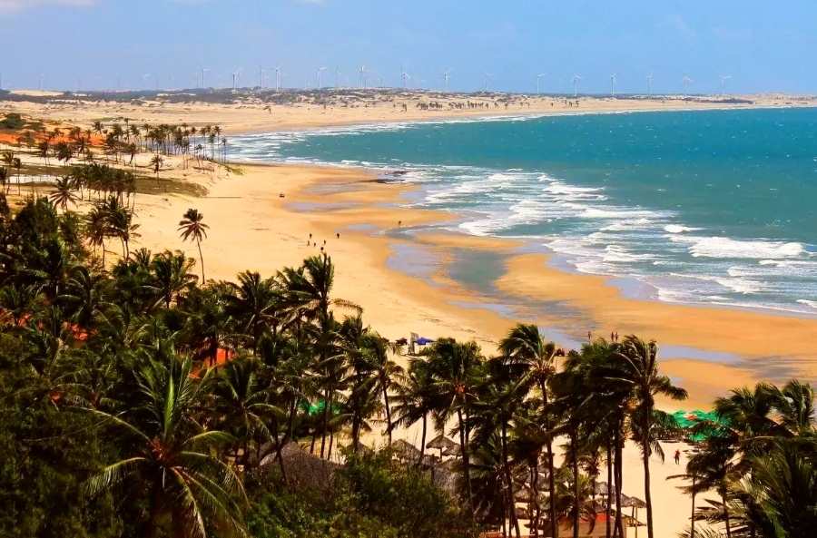 Como economizar turistando: rede de supermercado garante economia para  visitantes de praias do litoral leste do Ceará - Jornal do comércio do ceará