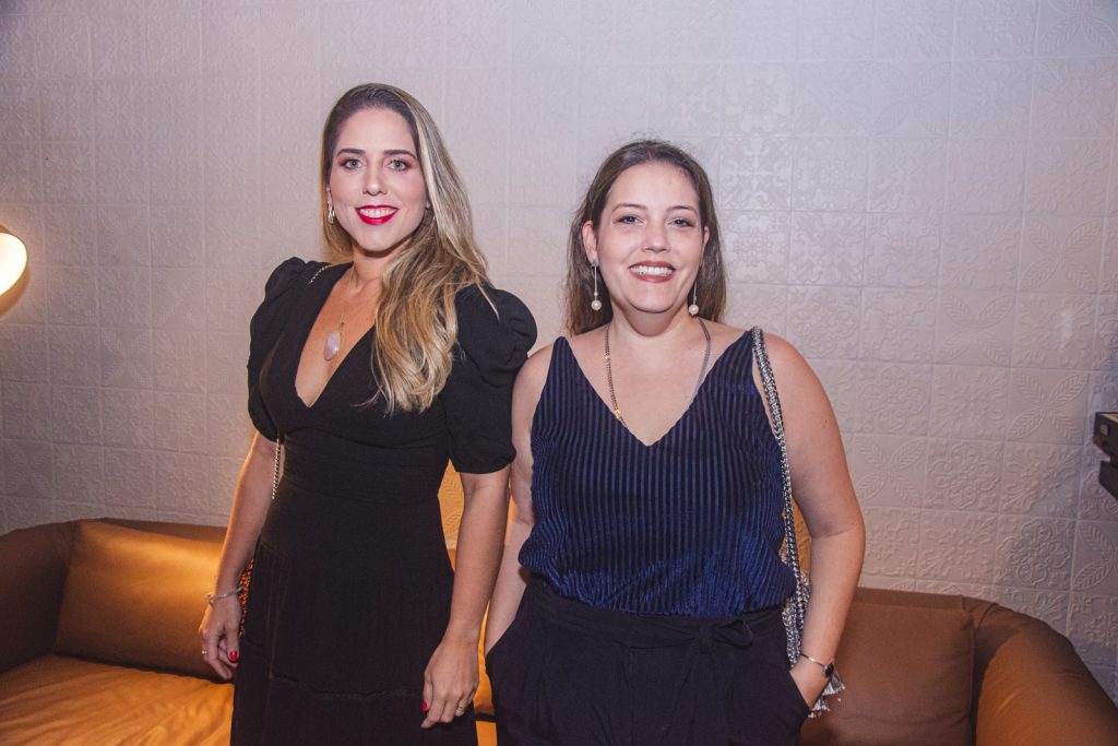 Rebeca Bastos E Luana Arruda