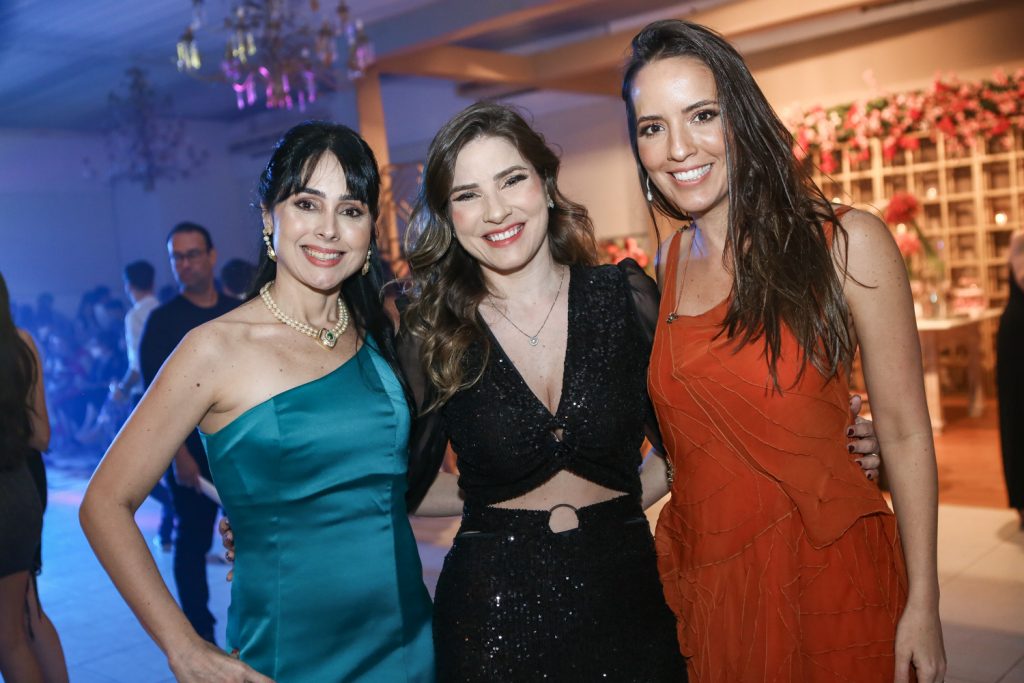 Renata Bezerra,maria Clara Dalolio E Giselle Bezerra