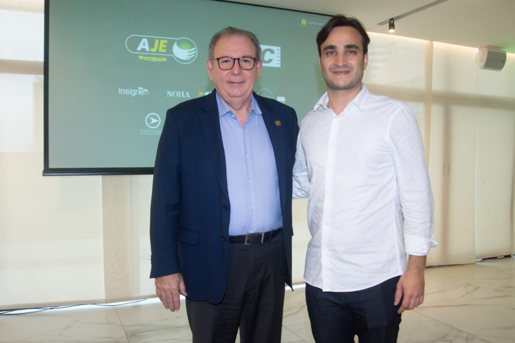 Ricardo Cavalcante E Davi Macedo