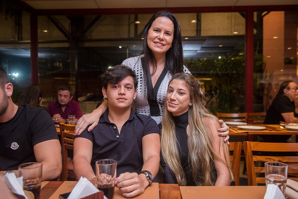 Ricardo Valente Neto, Daniela Valente E Ana Clara (2)