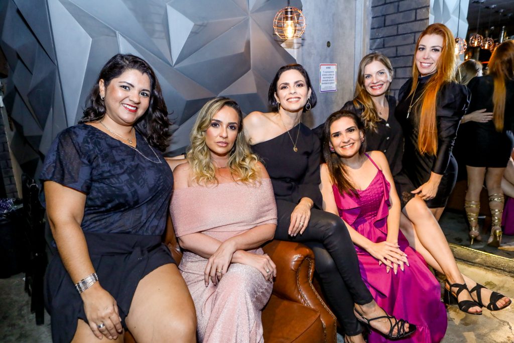 Roberta Rocha, Jordana Sanford, Sarah Mota, Liliane Naylor E Candida Pessoa