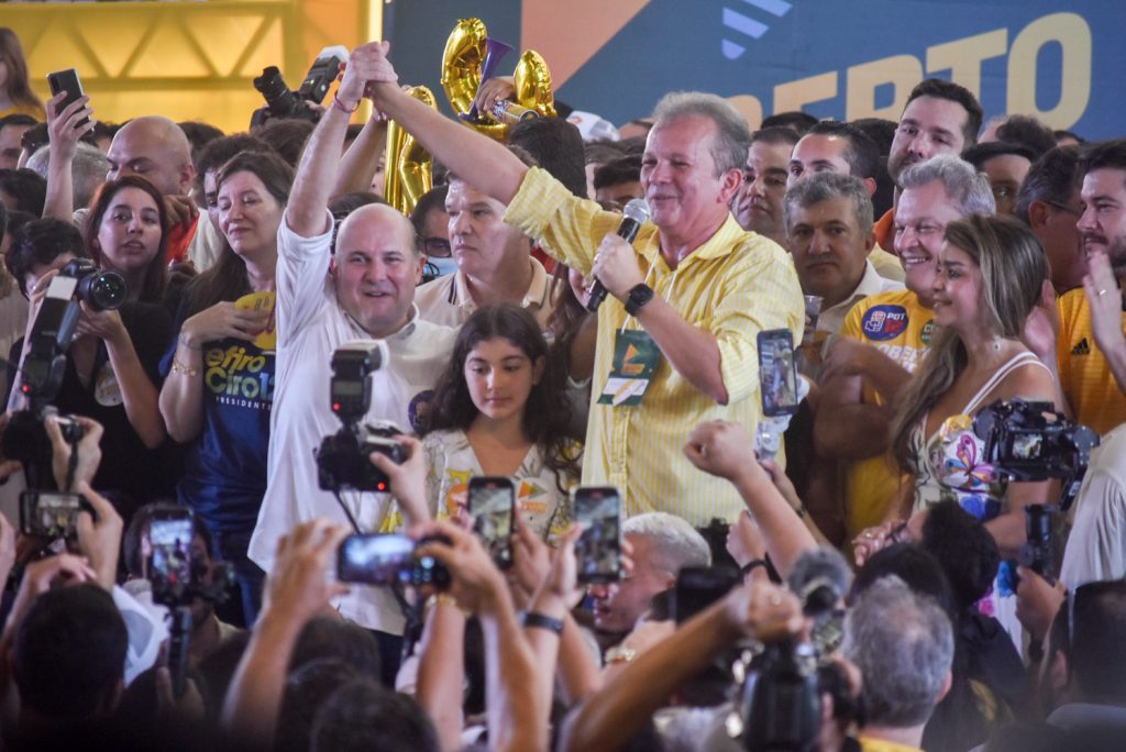 Roberto Claudio E André Figueiredo (1)