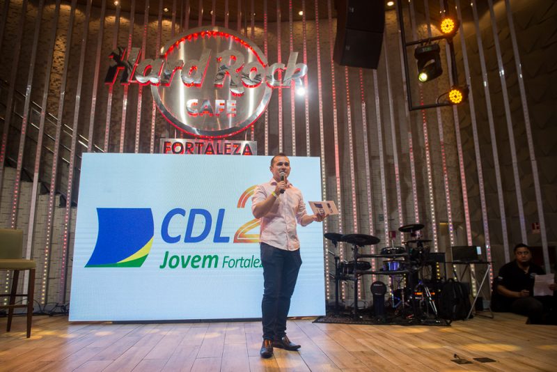 Almoço empresarial - CDL Jovem Fortaleza convida Elias Leite para bate-papo sobre liderança no Hard Rock Café