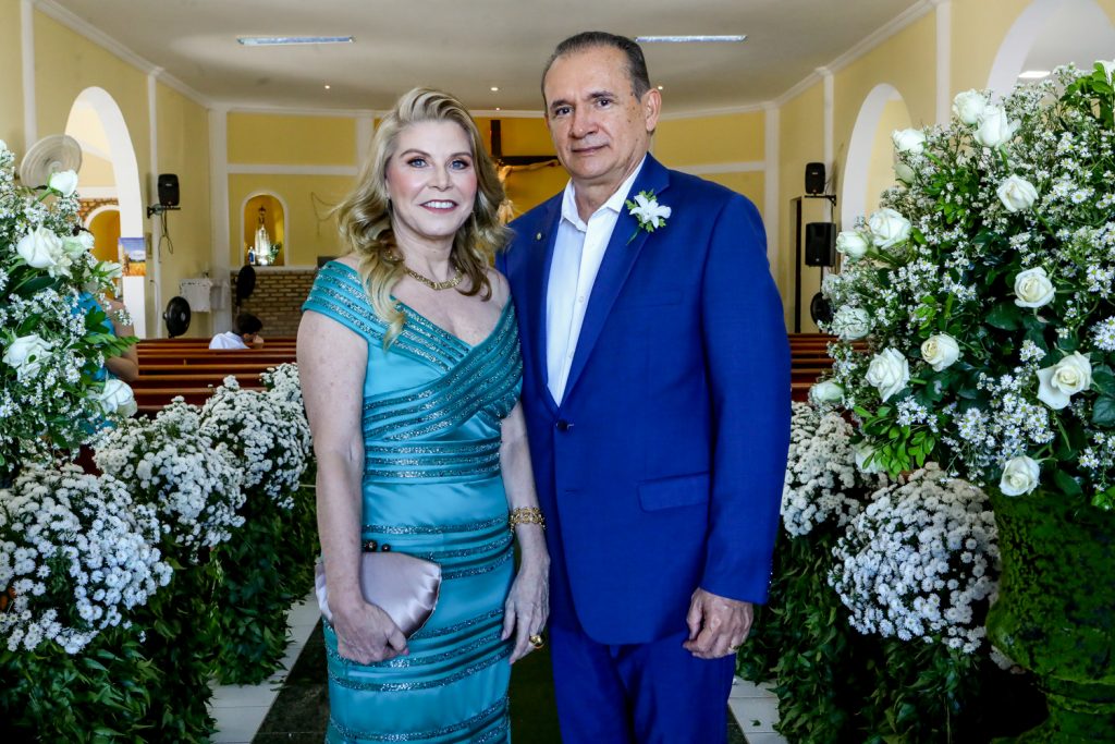 Rosangela De Francesco E Washingtom Araujo