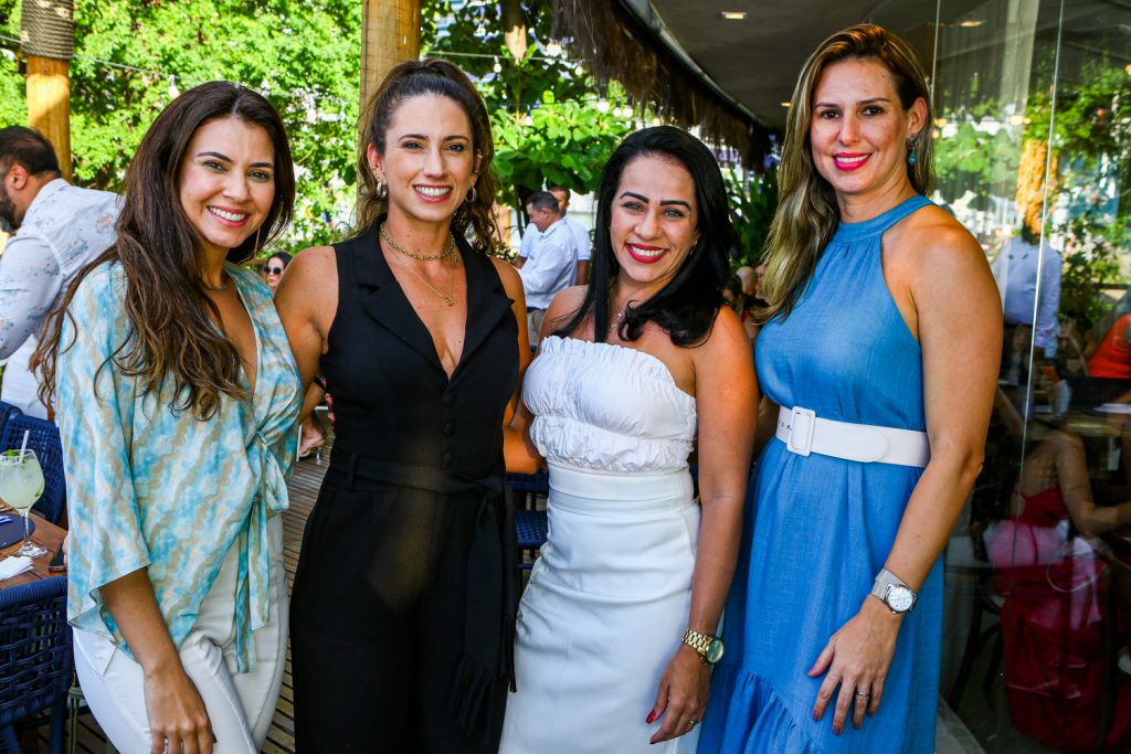 Thatia Dias,flavia Pires,kelvia Saraiva E Apoliana Albuquerque