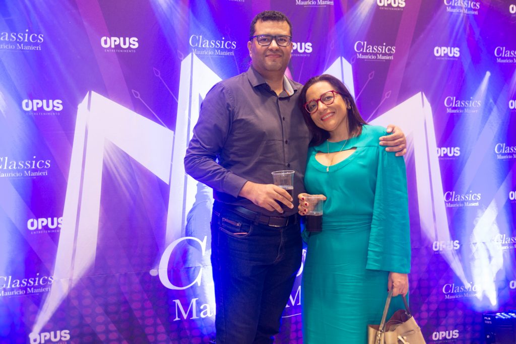 Thiago Ribeiro E Claudia Azevedo (1)