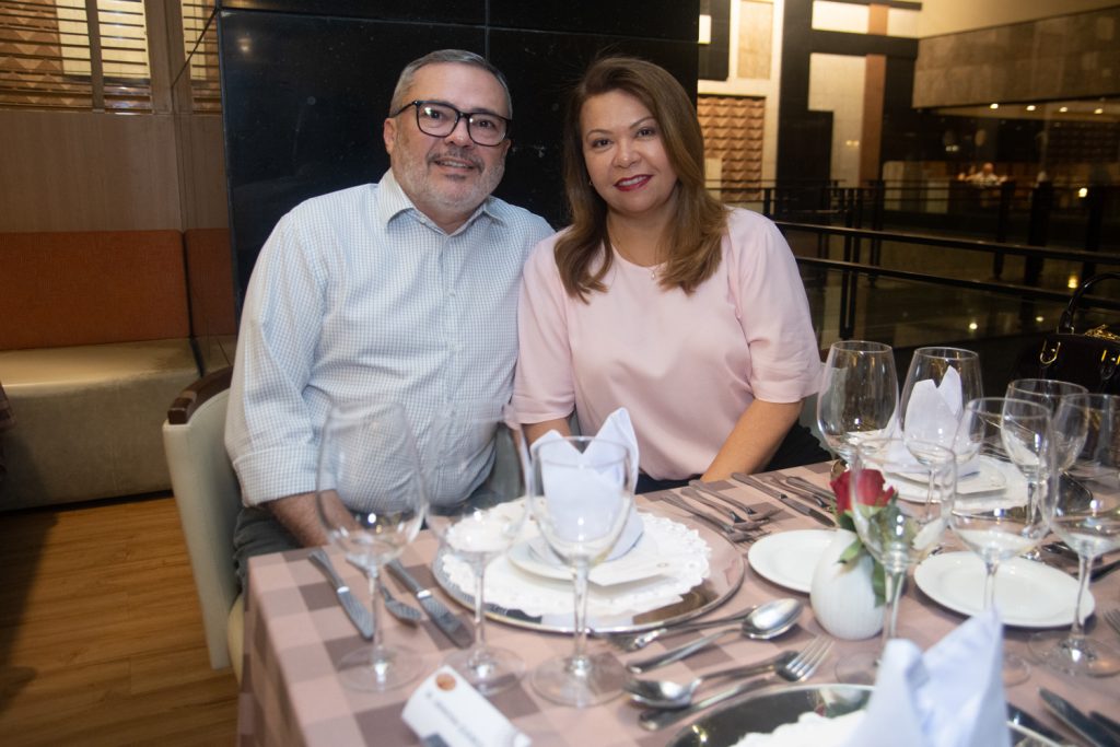 Ubiratan E Cleide Queiroz