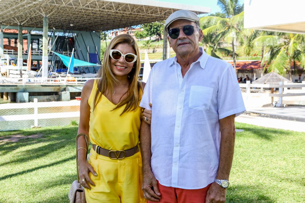 Valeria Carneiro E Jose Quintao
