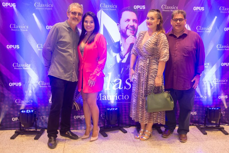 Love songs - Maurício Manieri encanta o público com megashow “Classics” no Teatro RioMar Fortaleza