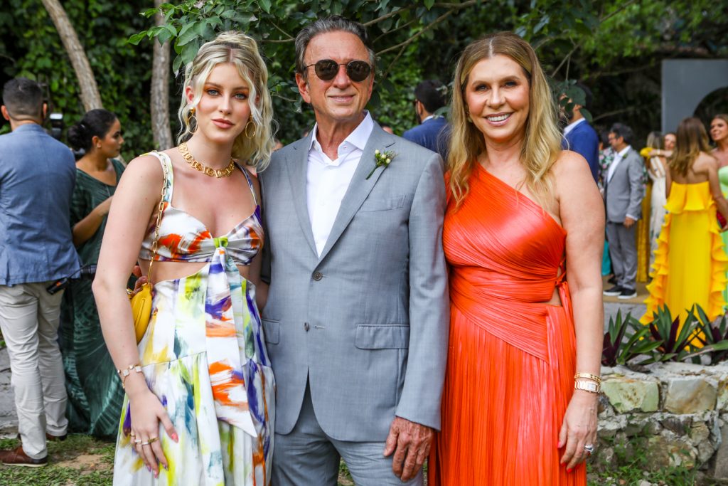 Victoria Arrais, Erivaldo Arrais E Alessandra Fontes