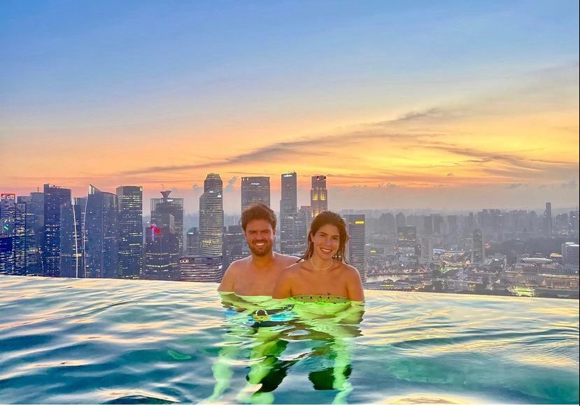 Taynã Ginepri e André Boris Maia curtem a temporada de honeymoon na Ásia