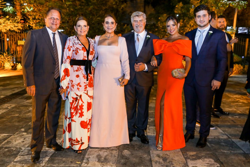 Wilton E Geni Correia Lima, Patricia, Amarilio, Fernanda E Omar Macedo (1)