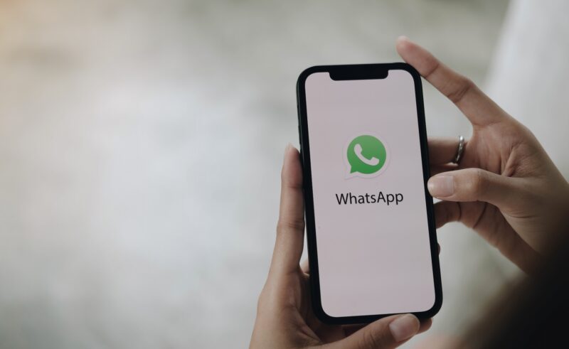 WhatsApp ganha opção de tirar “online” e de sair silenciosamente dos grupos