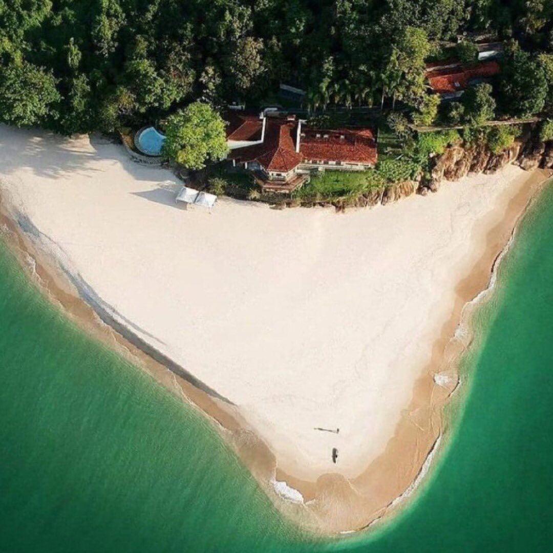 Ilha paradisíaca no litoral de São Paulo vai a leilão por 23 milhões