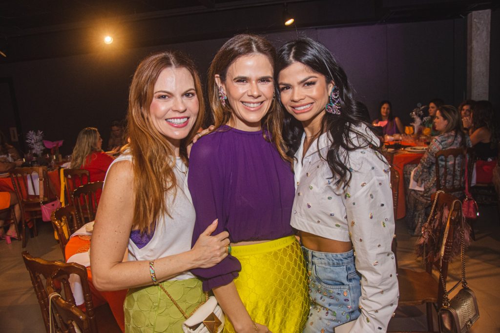 Adriana Aurila, Niedja Bezerra E Isabele Temoteo