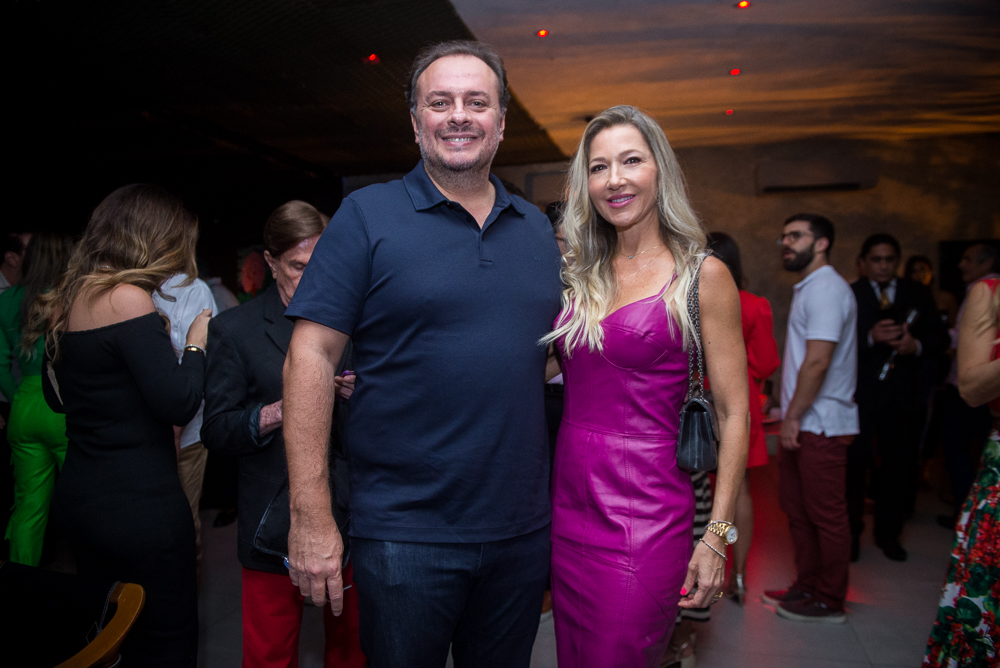 Adriano Nogueira E Carmen Rangel