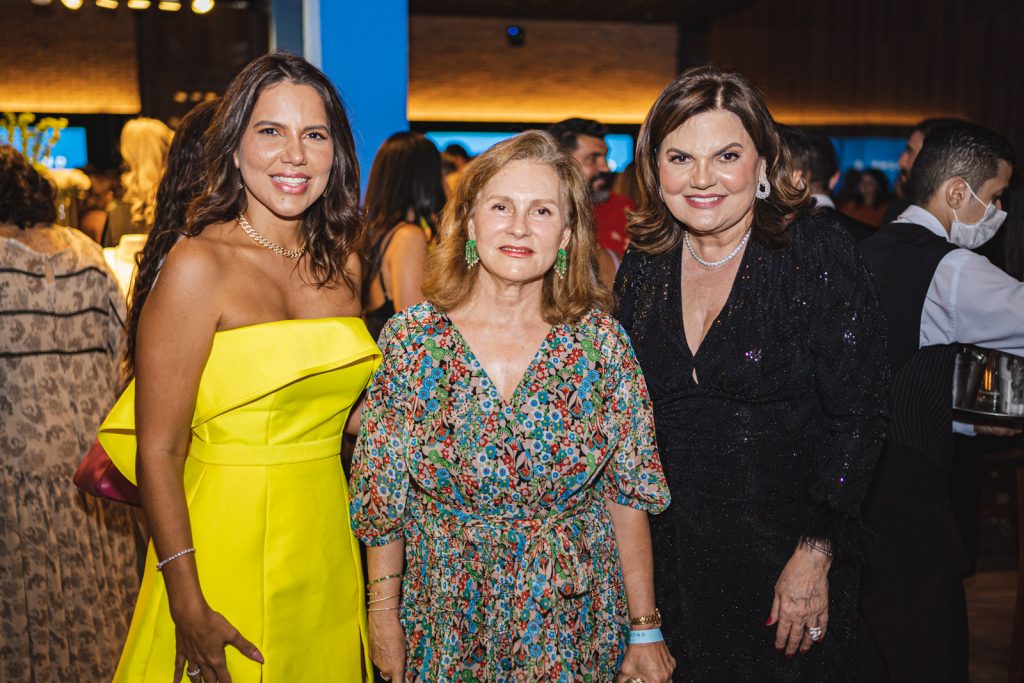 Ana Carolina Fontinele, Renata Jereissati E Luisiane Esteves