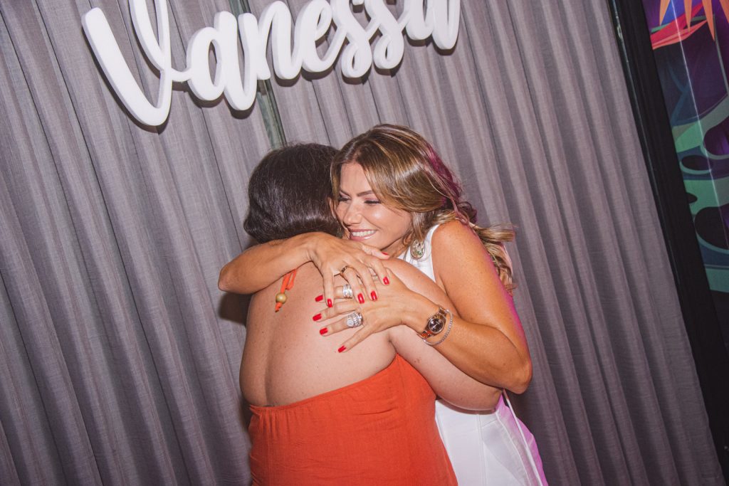 Aniversario Surpresa Vanessa Queiros (5)