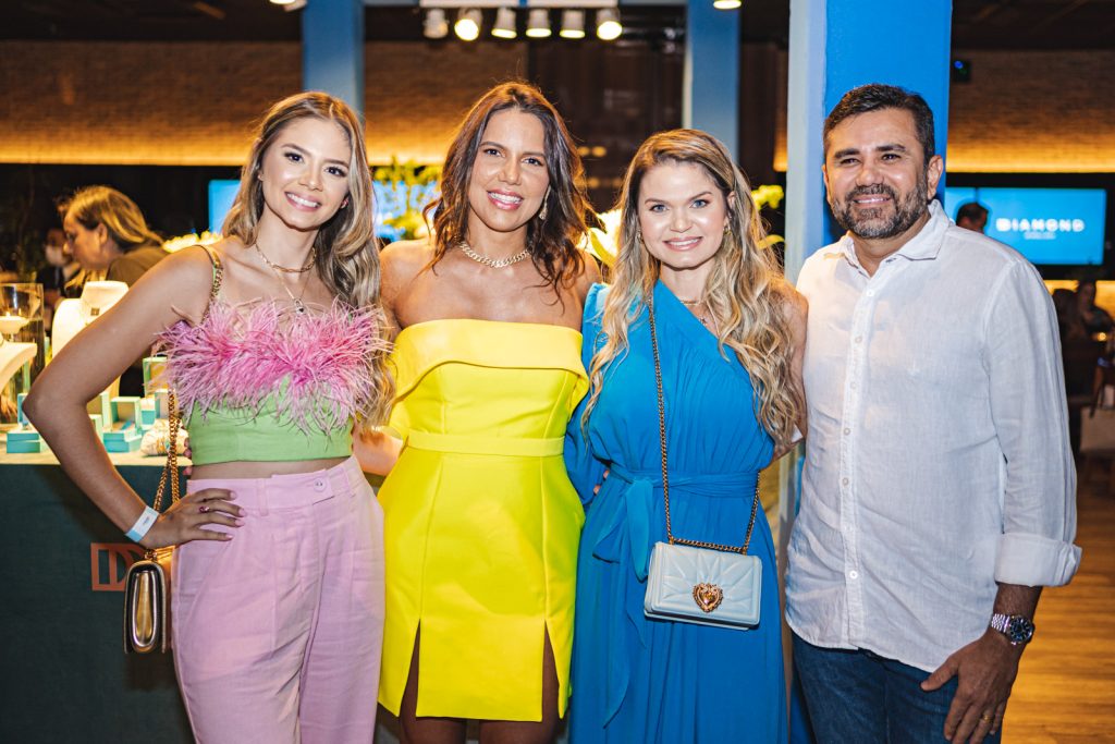 Beatriz Telles, Ana Carolina Fontinele, Joelia E Sandro Teles
