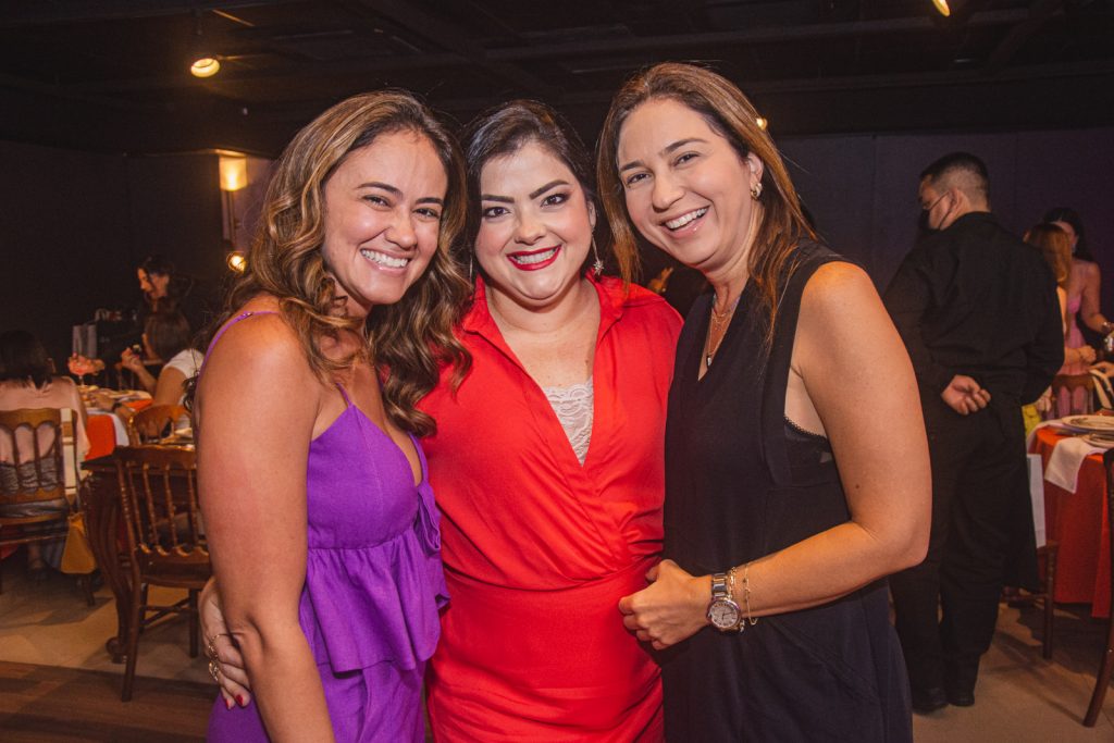 Bia Bezerra, Viviane Almada E Marcella Feitosa